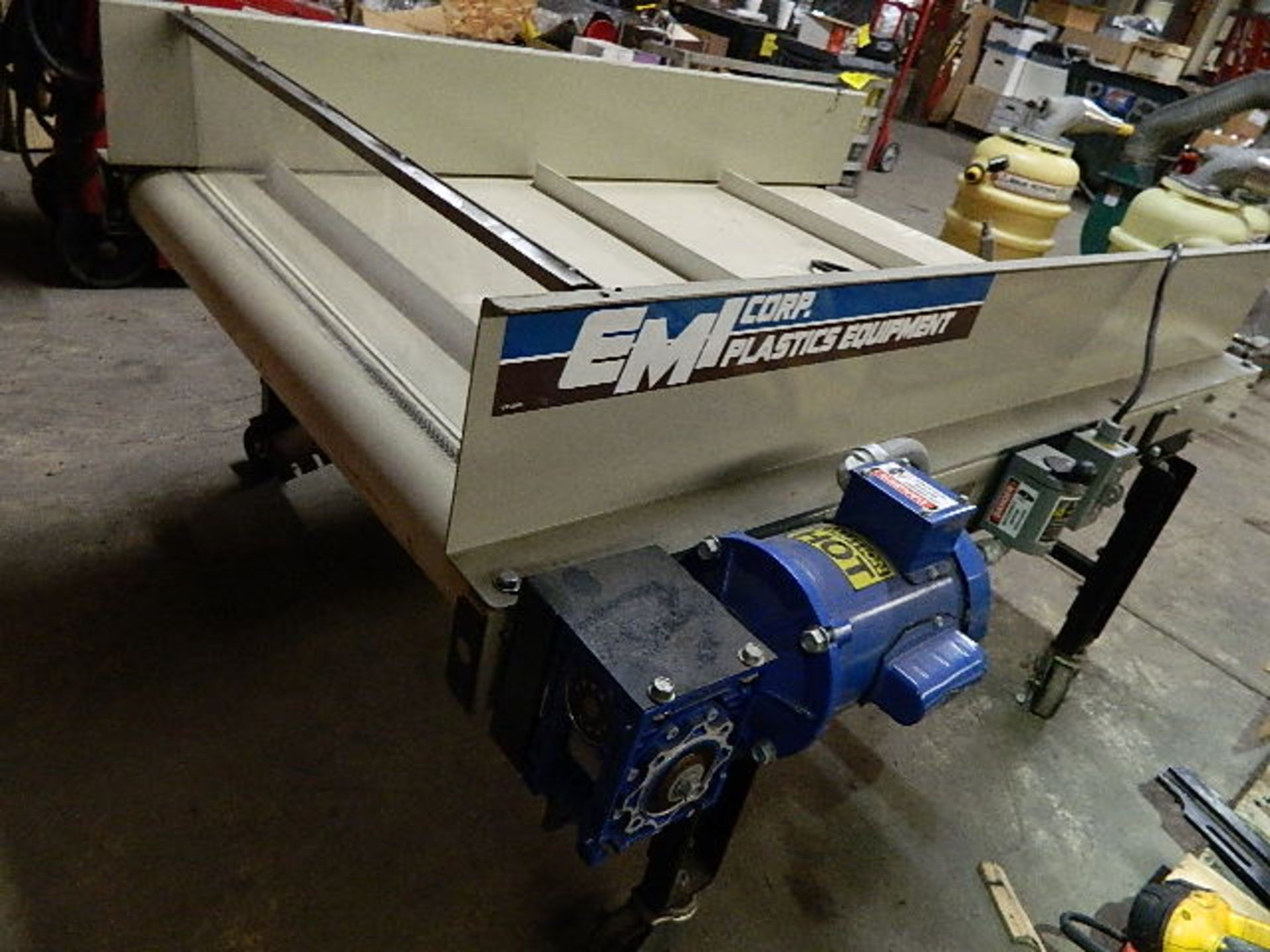 EMI Corp Plastics Equipment Conveyor 36" x 60" 120 V. w/ Forward & Reverse Switch - Image 4 of 5