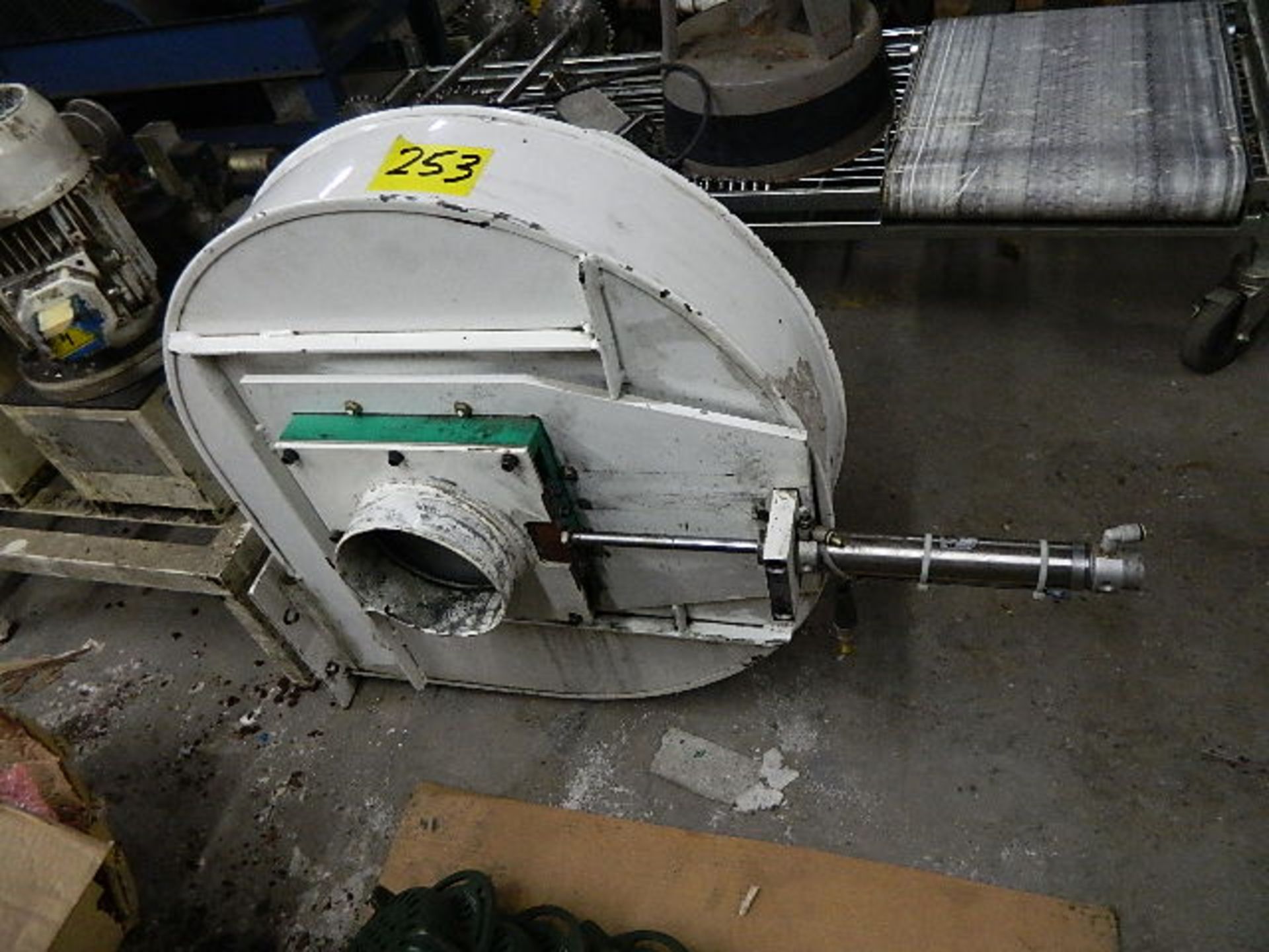 Blower Tilli Ferrari Type: ELVE VG-N 451 NAA LG112H, 2" w/ ABB Motor - Image 2 of 4