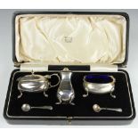 A cased silver condiment set, Edward Barnard and Sons, London 1936 in Georgian style,