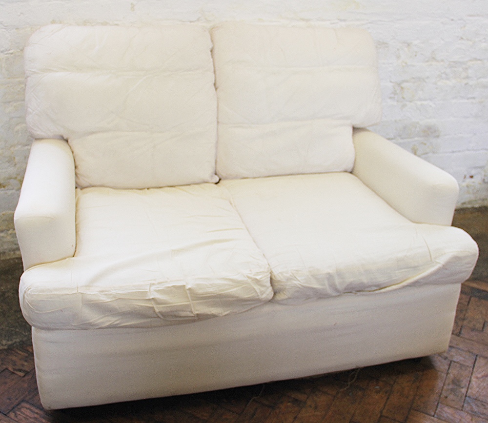 A two seater settee, with removable floral red covers, - Image 2 of 2