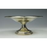 A George V silver comport, Walker and Hall Sheffield 1913 of pedestal octagonal form, 11.5ozt, 8.