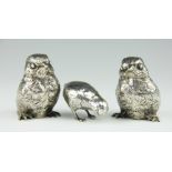 A pair of silver chick peperettes, Berthold Hermann Muller, London import mark 1924,