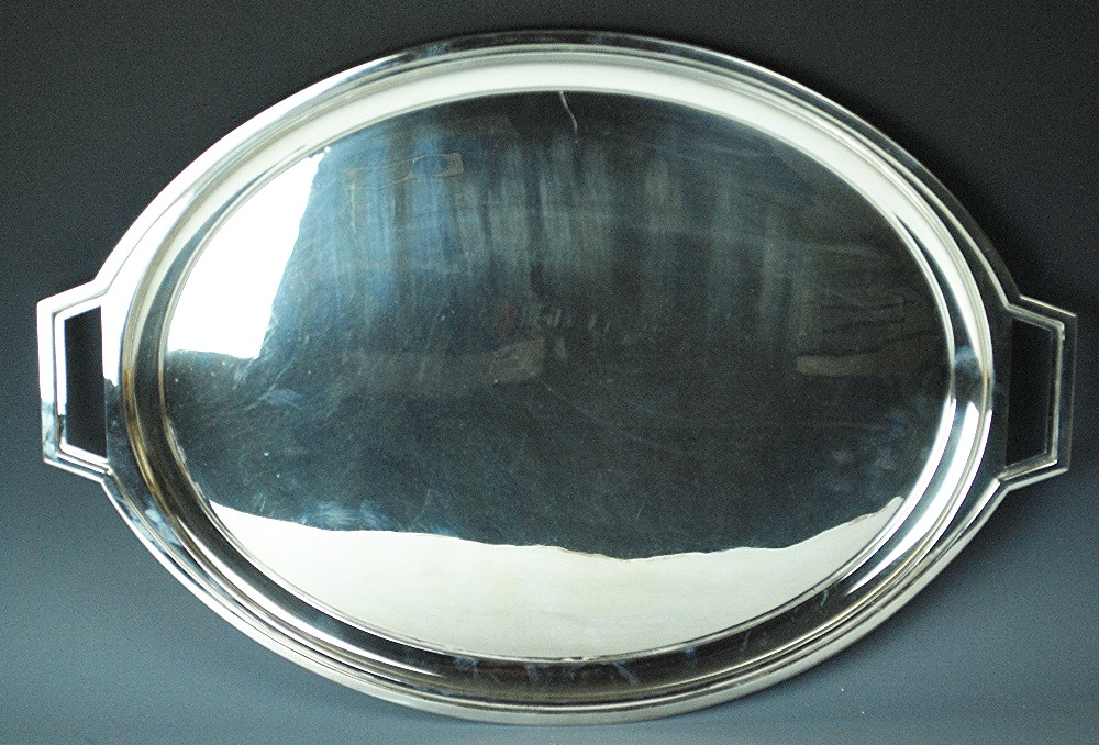 An Elkington silver plated serving tray,