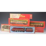 A Hornby Tri-Ang R861 BR 2-10-0 Evening Star locomotive and tender;