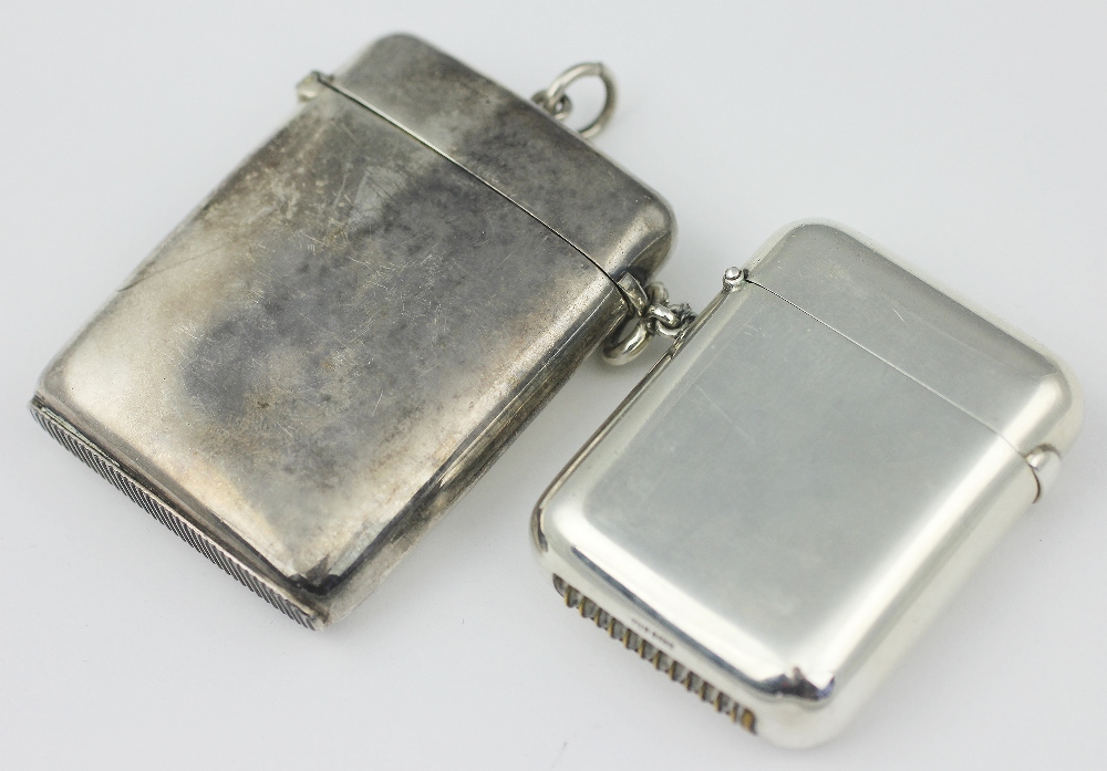 An Edwardian silver 'Turbine' vesta case or striker, Sampson Mordan & Co, Chester 1908, - Image 2 of 4