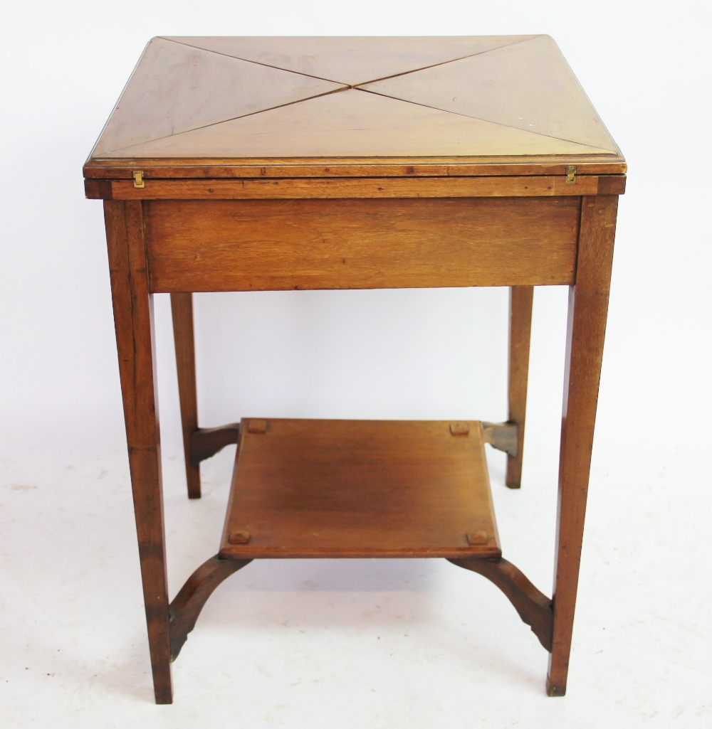 An Edwardian mahogany envelope card table, 70cm H x 55cm W,