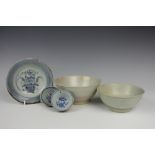 A selection of Chinese Tek Sing cargo, comprising a bowl 16cm diameter, another bowl, 14.