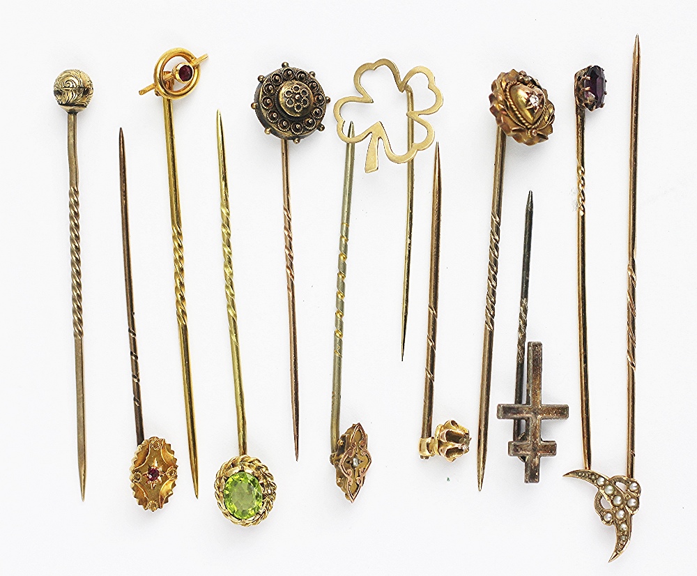 Twelve assorted stick pins, to include; garnet, pearl, peridot, - Image 2 of 2