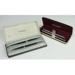 A Parker 17 fountain pen and propelling pencil, in blue, in original box,