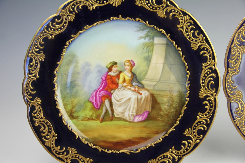 A pair of French 19th century Serves porcelain Chateau Des Tuileries cabinet plates, - Image 2 of 5