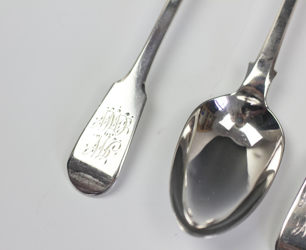 A set of six William IV silver Fiddle pattern tea spoons, each with monogrammed terminals, - Image 2 of 2