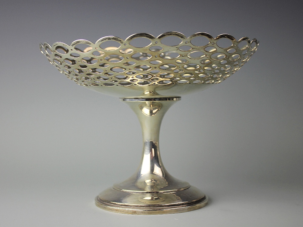 An Edwardian silver pedestal comport, A & J Zimmerman Birmingham 1910,