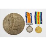 A World War I pair and death plaque 32659 Pte H. Hoole Ches.