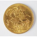 A George V gold sovereign dated 1915