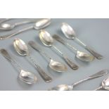 A set of twelve Elkington & Co silver teaspoons, Birmingham 1901,