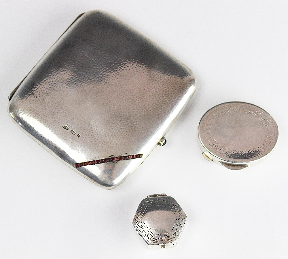 An Edwardian silver Arts and Crafts cigarette case, Steinhart & Co,