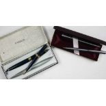 A Parker 17 fountain pen and propelling pencil, in blue, in original box,