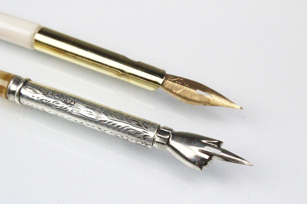 A silver mounted banded agate dip pen, Villiers and Jackson, Chester 1908 (later nib) 16. - Image 2 of 2