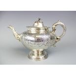 A Victorian Scottish silver teapot, David Crichton Rait, Edinburgh c.