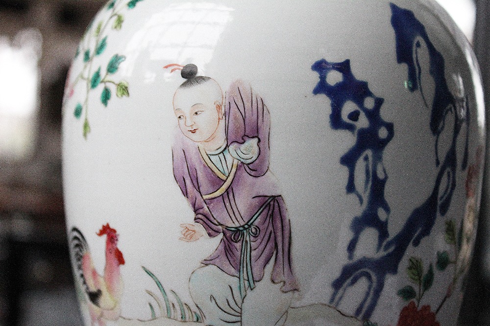 A Chinese porcelain ovoid ginger jar and cover, Qianlong seal mark, - Image 11 of 13