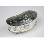 An Edwardian kidney shaped silver trinket box, Saunders and Sheppard, Birmingham 1910,