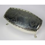 A George V silver trinket box, Joseph Gloster Ltd, of rectangular form,