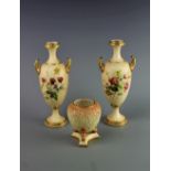 A Graingers Worcester reticulated vase, on acanthus leaf triform base, (marks worn), 10cm,