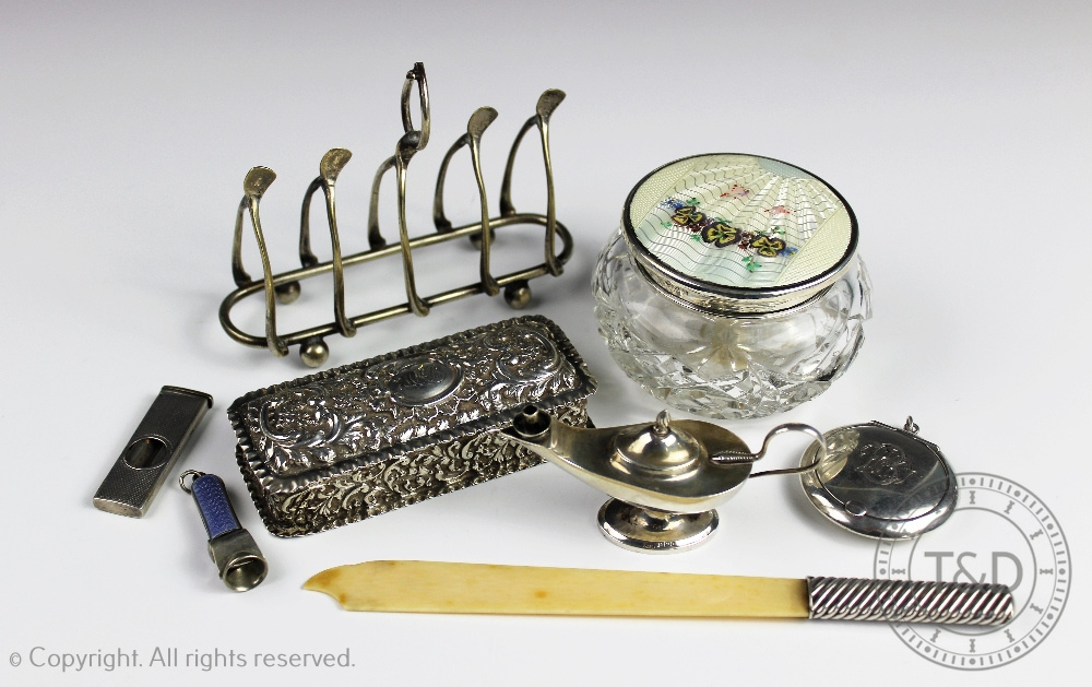 A selection of small silver, comprising; a Sampson Mordan Victorian silver handled letter knife, 20.