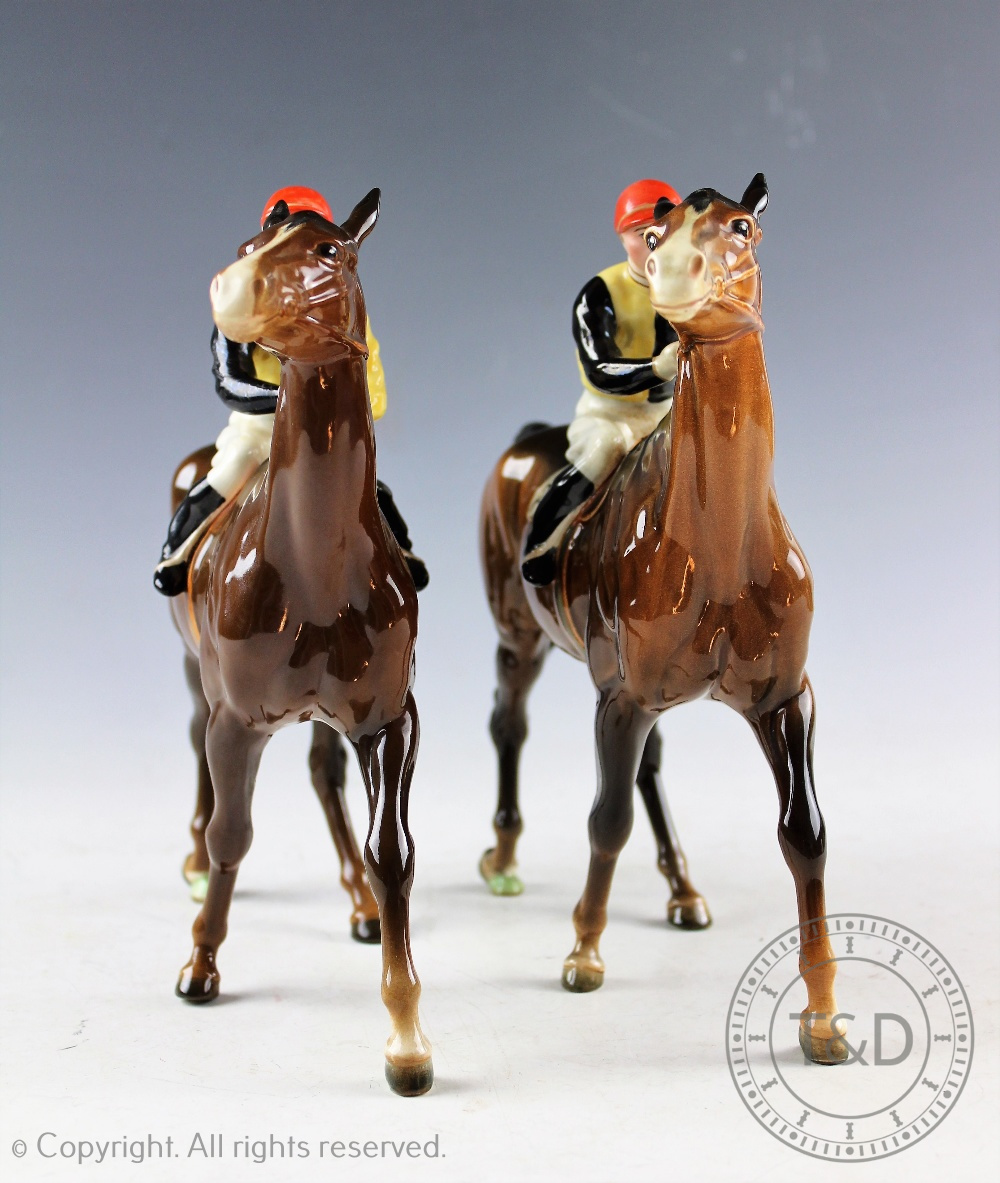 Two Beswick Racehorses and Jockeys - walking racehorse in brown colourway No. - Bild 3 aus 5