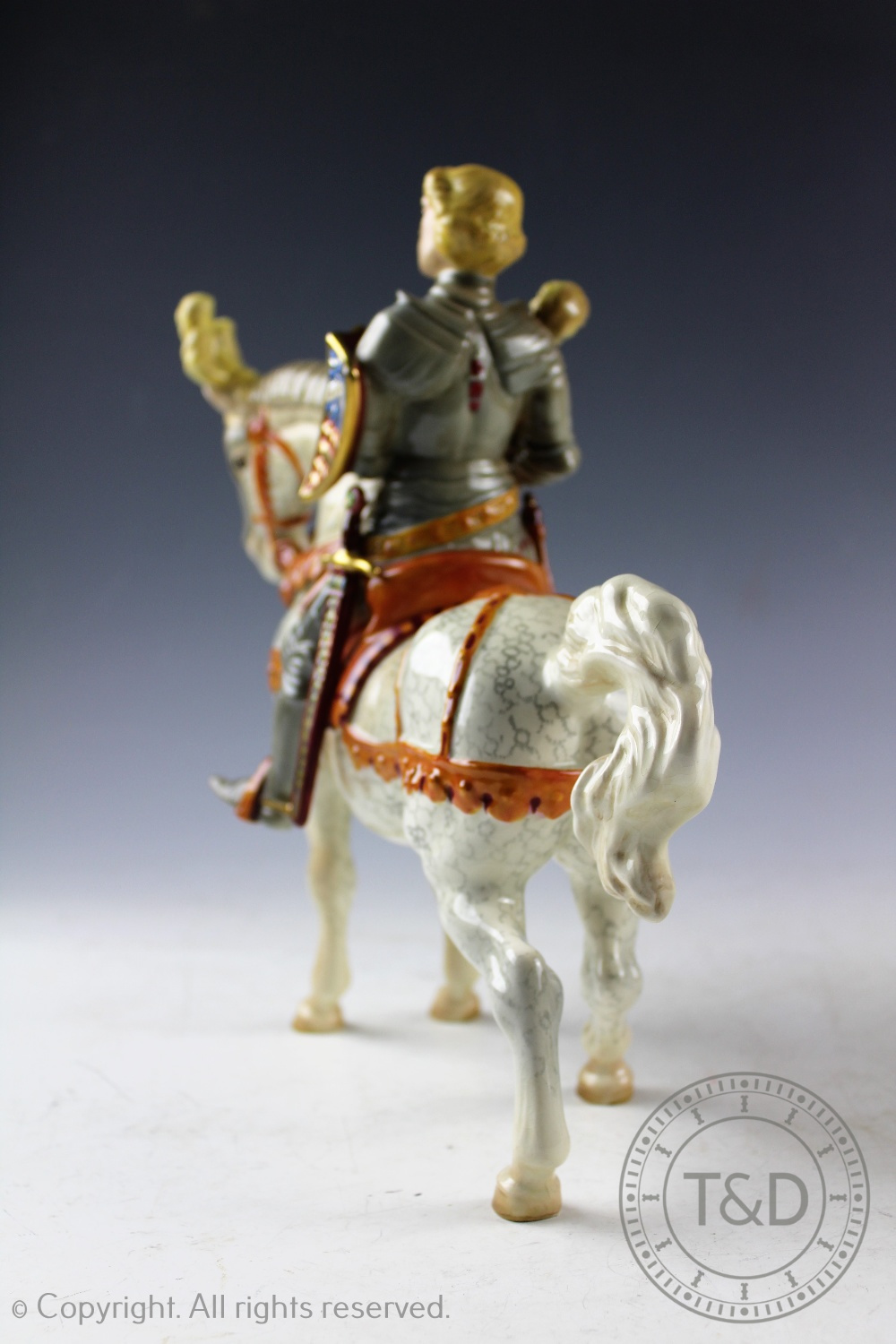 A Beswick Knight in Armour (The Earl of Warwick), model number 1145, designed by Arthur Gredington, - Bild 4 aus 6
