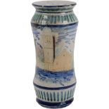 ALBARELLO in ceramica smaltata e decorata nei toni del blu. Sicilia XX secolo Misure: h cm 26