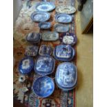 A mixed lot of ceramics to include a Spode Italian bowl, examples by Mason's and Ridgeway, and