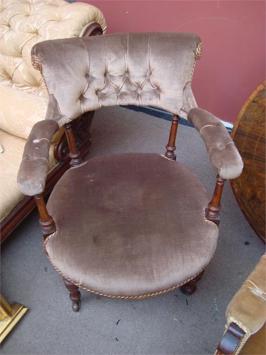 An Edwardian tub chair.