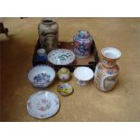 A quantity of Oriental patterned ceramics including vases, bowls, ginger jars etc, makers