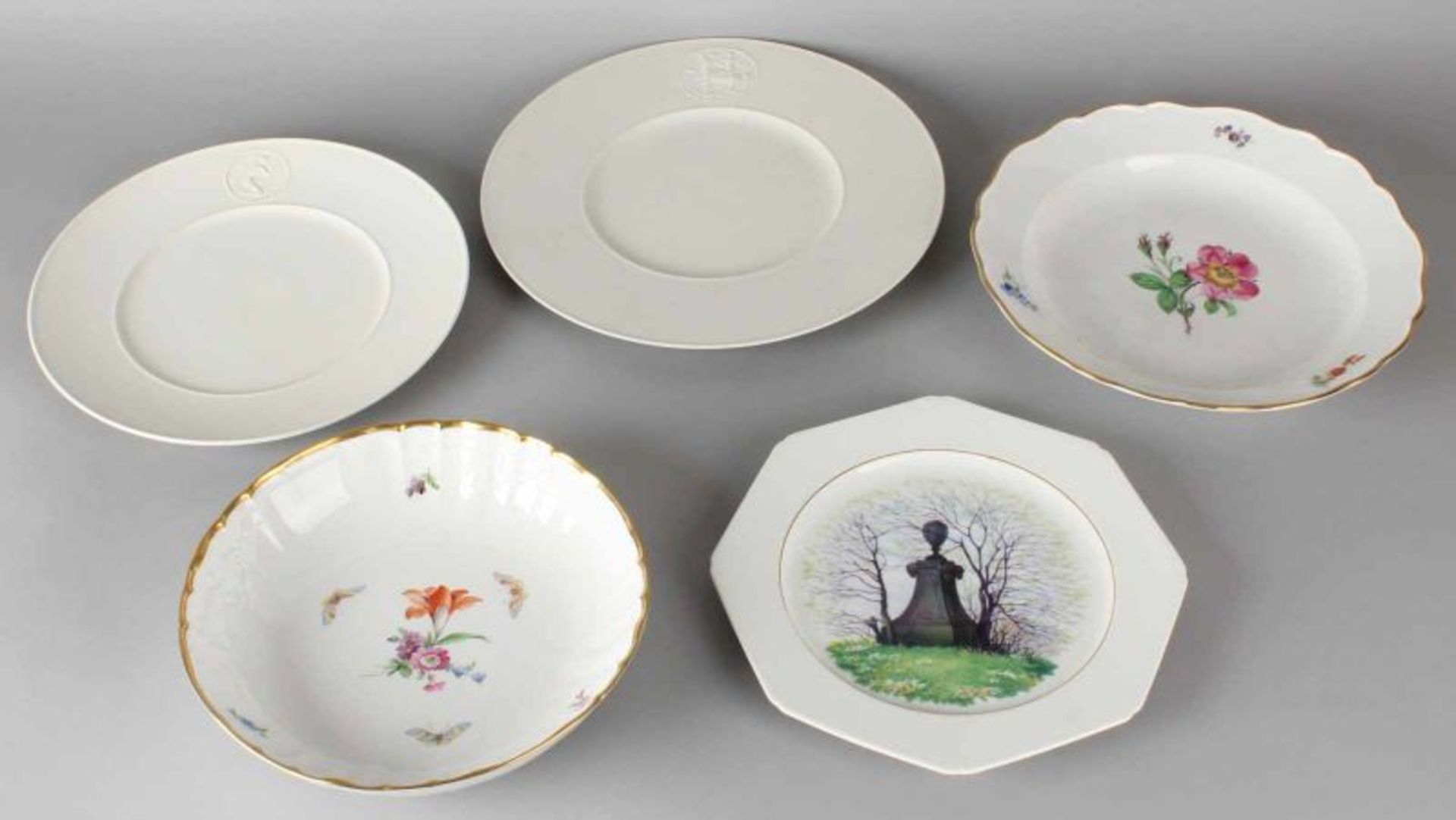 Five old / antique German porcelain plates Meissen and KPM First half 20th century. Including: