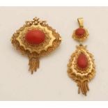 Golden regional hanger and regional brooch, 585/000, with blood coral. An oval pendant with shabby