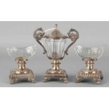 Herb set with crystal and silver, 950/000, 2 spice dishes and a mustard pot. The spice dishes have