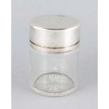 English crystal tea bush with plated lid. Approx. 1930. Dimensions: 15x10 cm. O.In good condition.