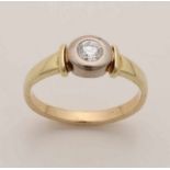 Bi-color gold ring, 585/000 with diamond. Ring with yellow gold strap, sloping with a slightly