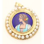 Gold pendant, 750/000, with pearl and enamel portrait, (Email d'art). Round pendant with in the