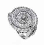 White gold ring, 750/000, with diamonds. Ring with tops rosette occupied with 96 brilliant cut
