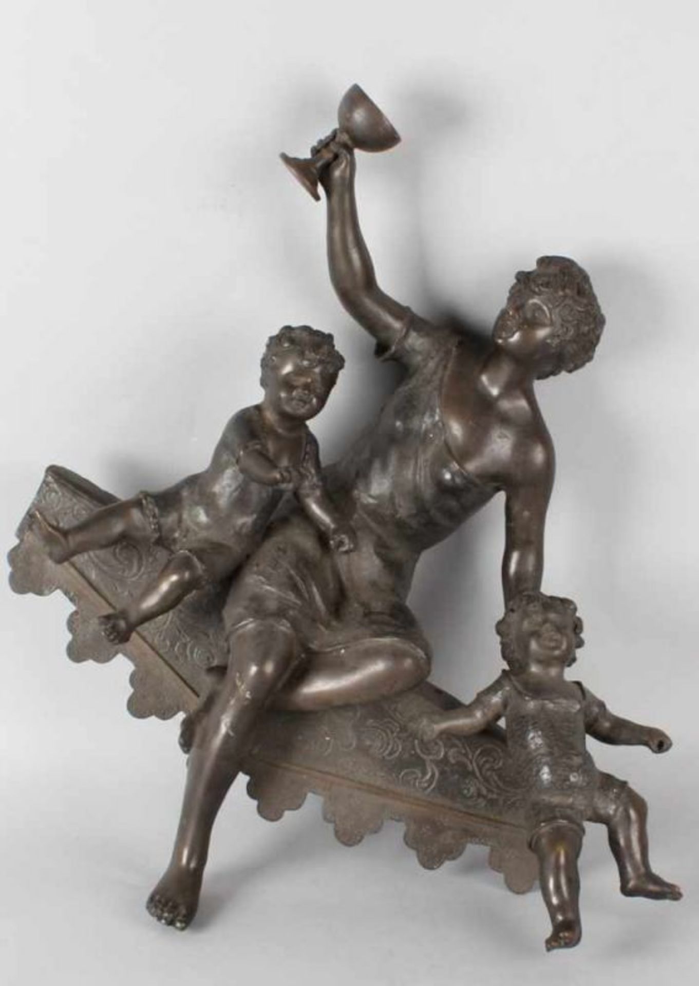 Great ancient bronze sculpture group, ca. 1870. Presentation of woman with vinkelk and two
