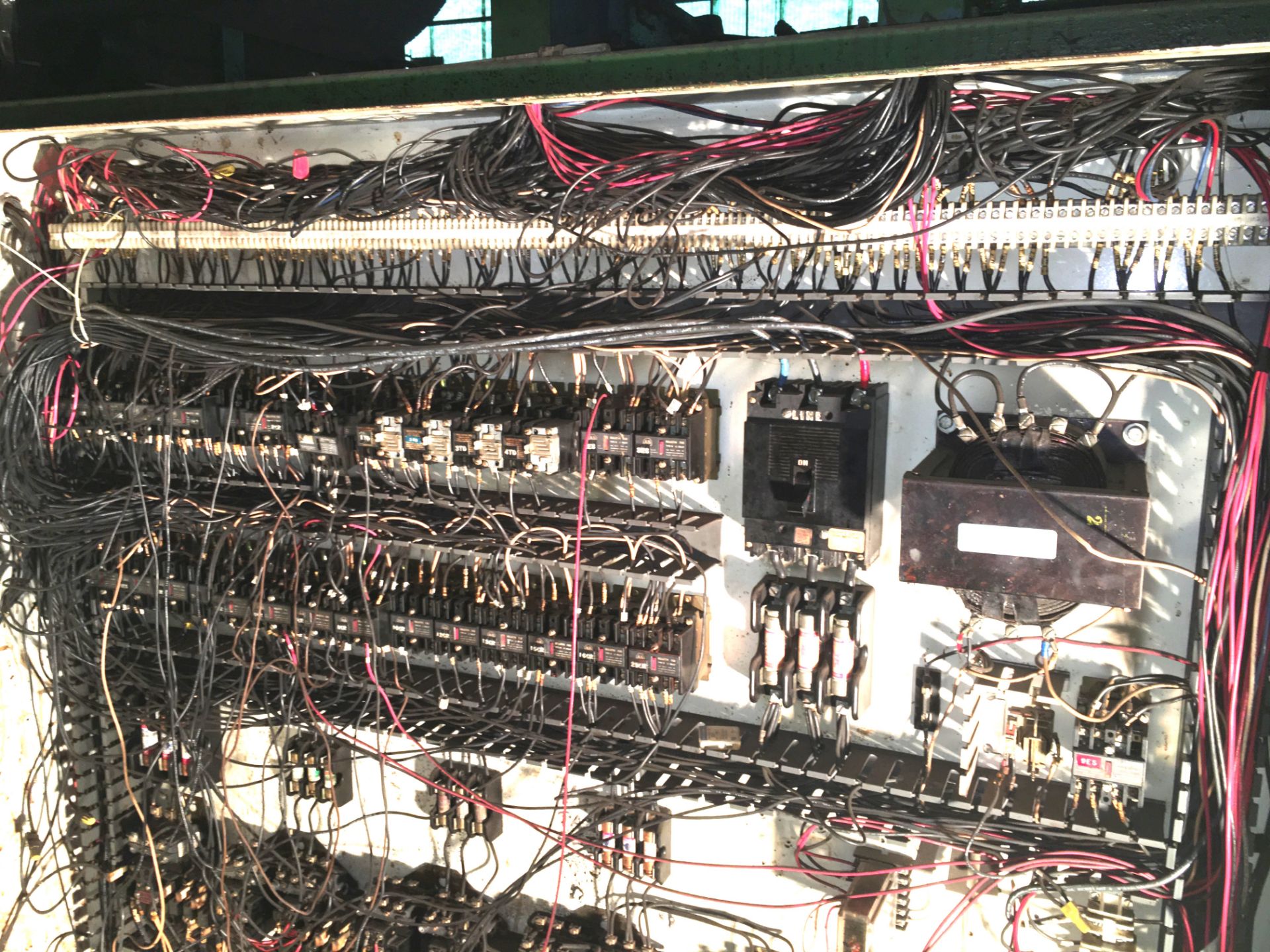 Von Gal High Level Palletizer Model: SPLX 3636/4840 RH RAPD Serial: 1577 Allen Bradley Relay - Image 4 of 16