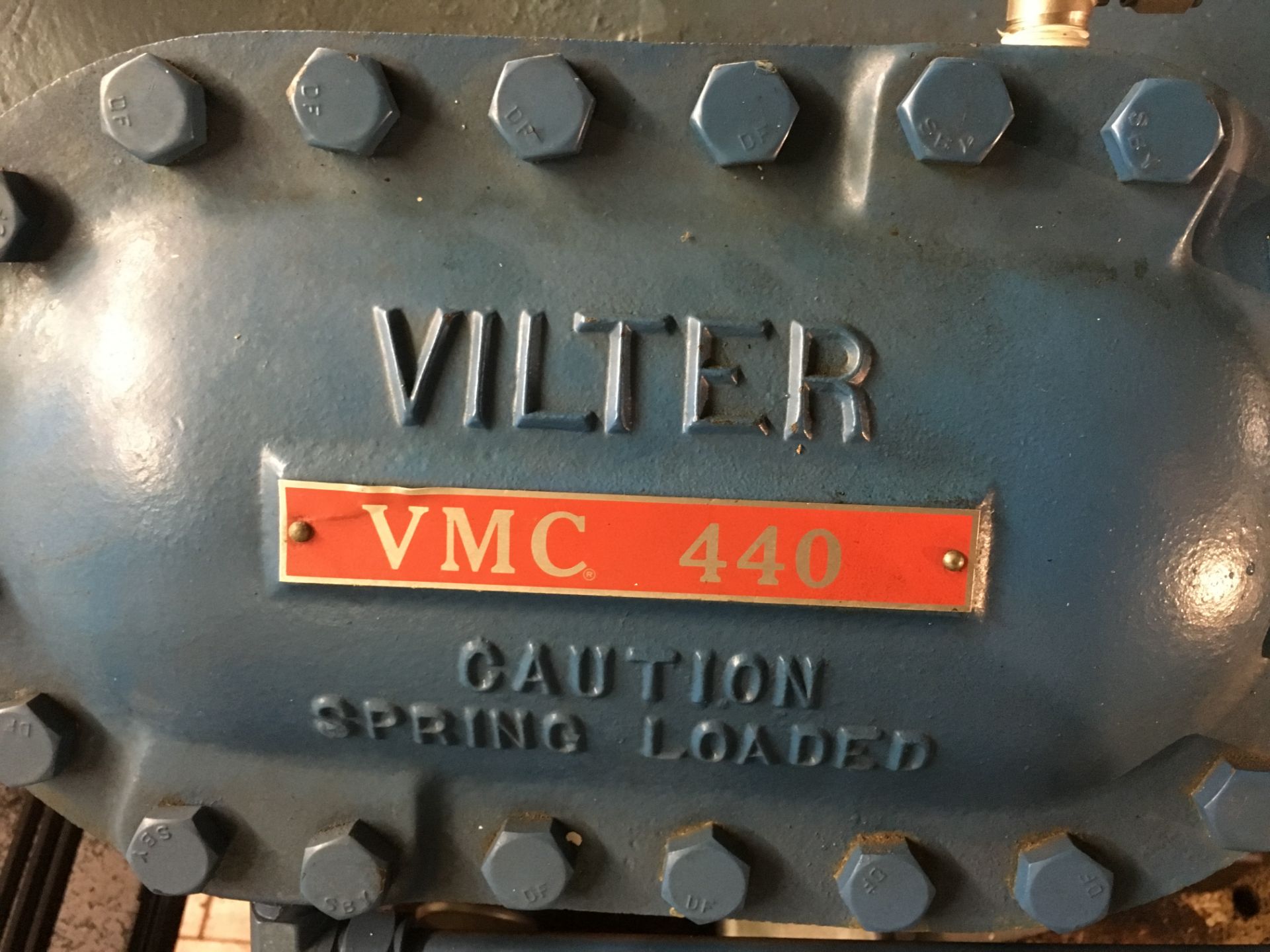 (2) Vilter Ammonia Compressors on Common Base with Square D Controls Vilter Model: VMC440 Serial: - Image 7 of 19
