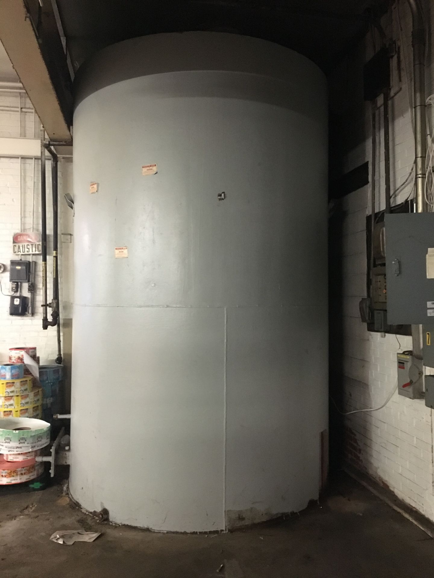 Carbon Steel Storage Tank Approximately 5,000 Gallons - Image 2 of 3