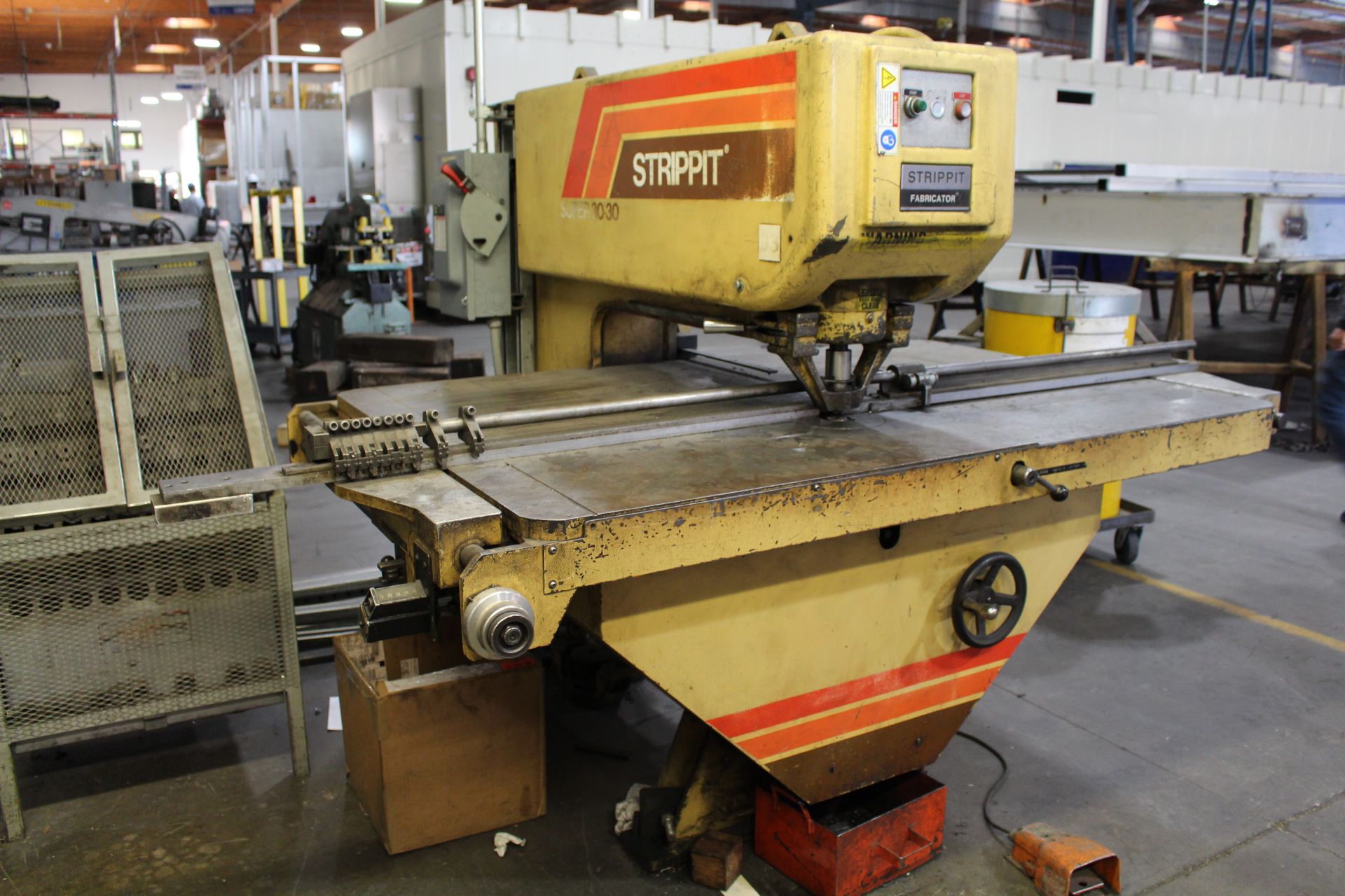 STRIPPIT SUPER 30/30 SINGLE END PUNCH, S/N 201341284, CABINET OF PUNCHES & TOOLING - Image 2 of 10