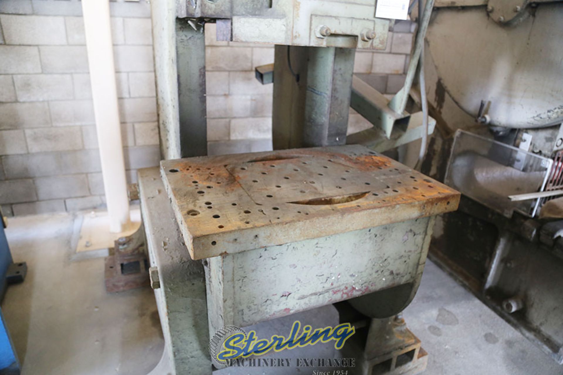 60 Ton x 6" Used USI, Clearing OBI Punch Press, Mdl. - Image 4 of 6