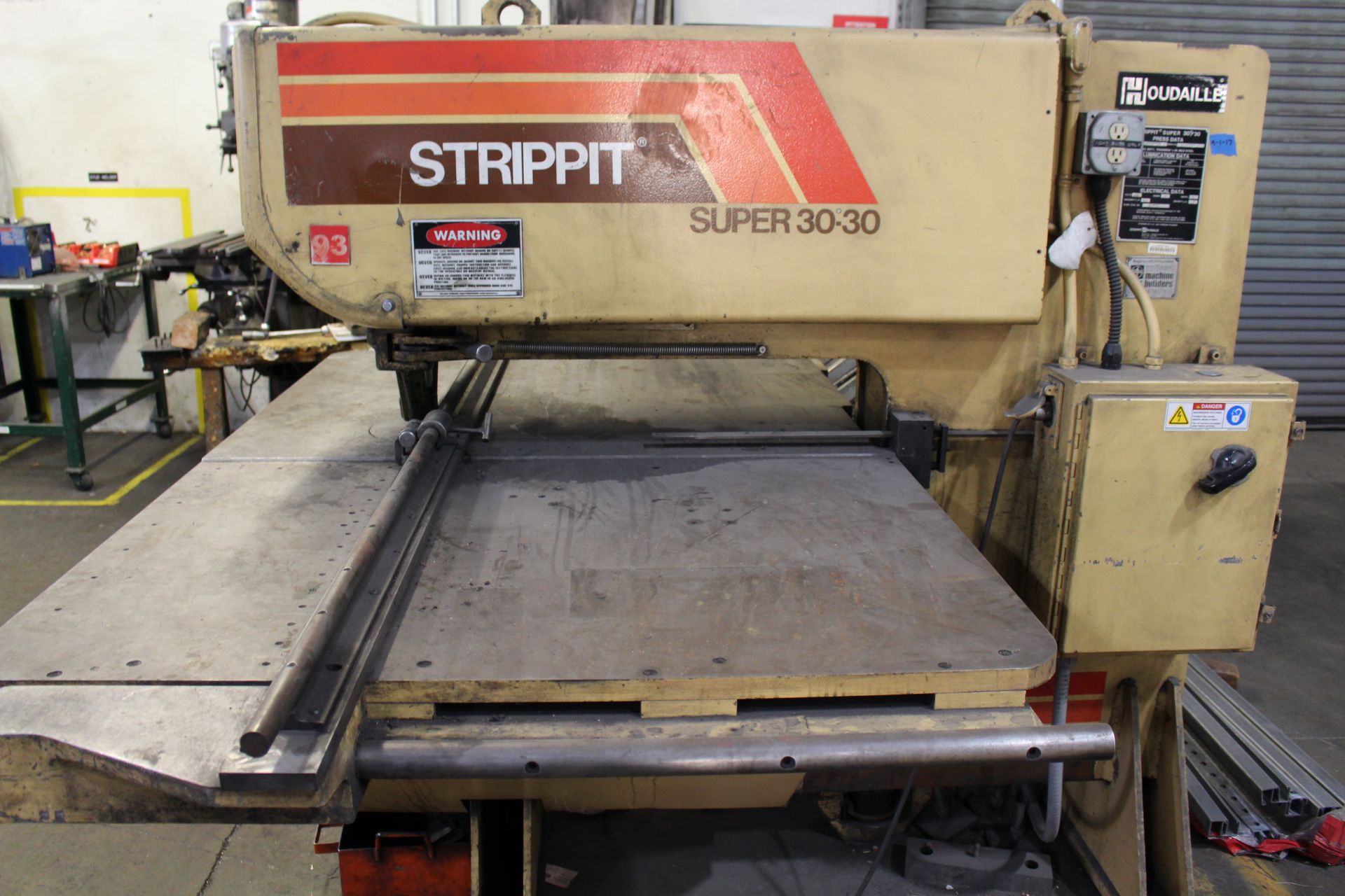STRIPPIT SUPER 30/30 SINGLE END PUNCH, S/N 201341284, CABINET OF PUNCHES & TOOLING - Image 6 of 10