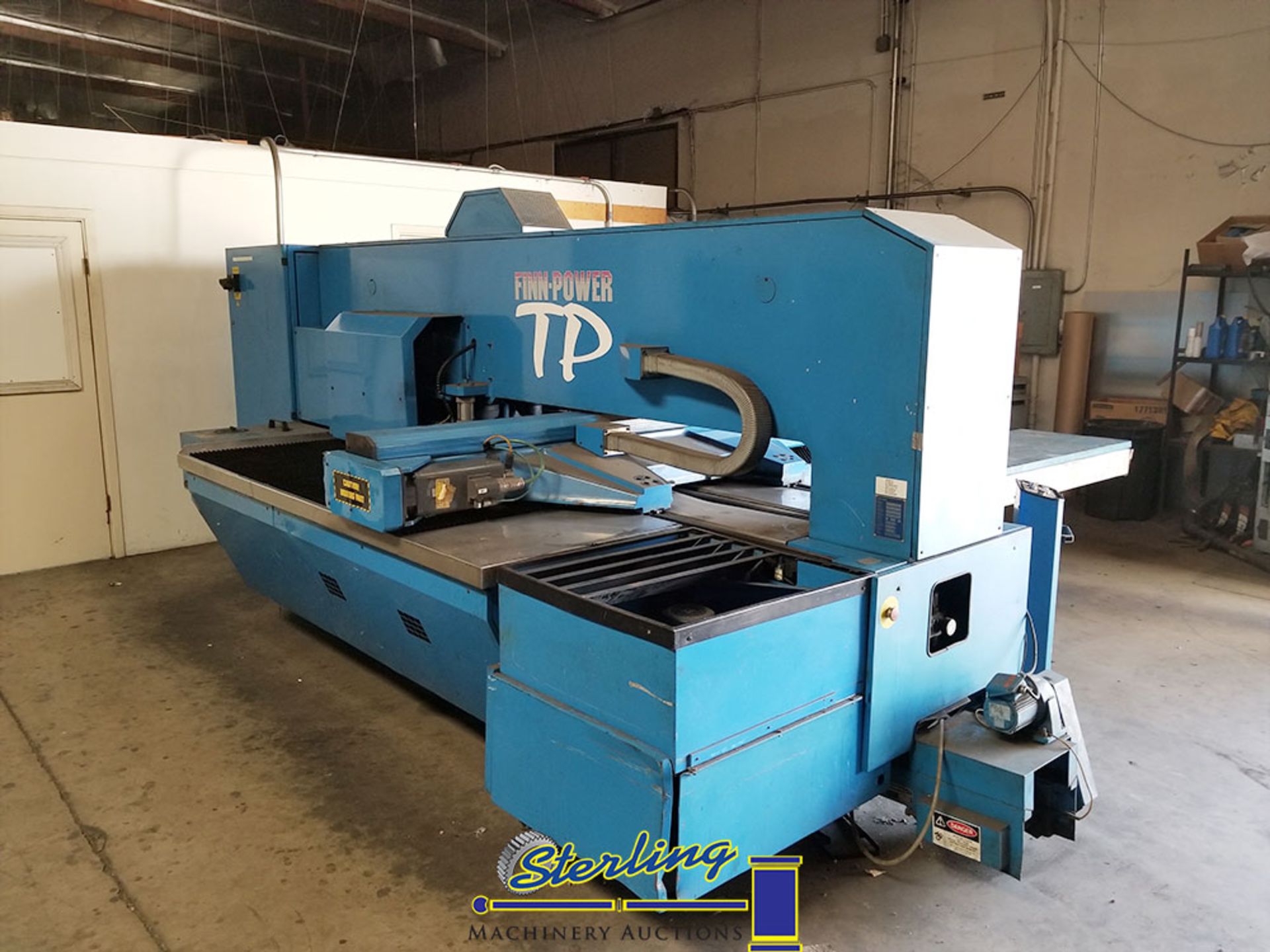 Finn-Power TP 2015-IF2 Hydraulic CNC Turret Punch with Siemens 3 CNC Control and tooling (ANAHEIM) - Image 30 of 31