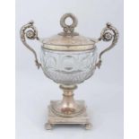 Silver cup with lid France, 1819 - 1838, plastically decorated, cuted glass with a silver